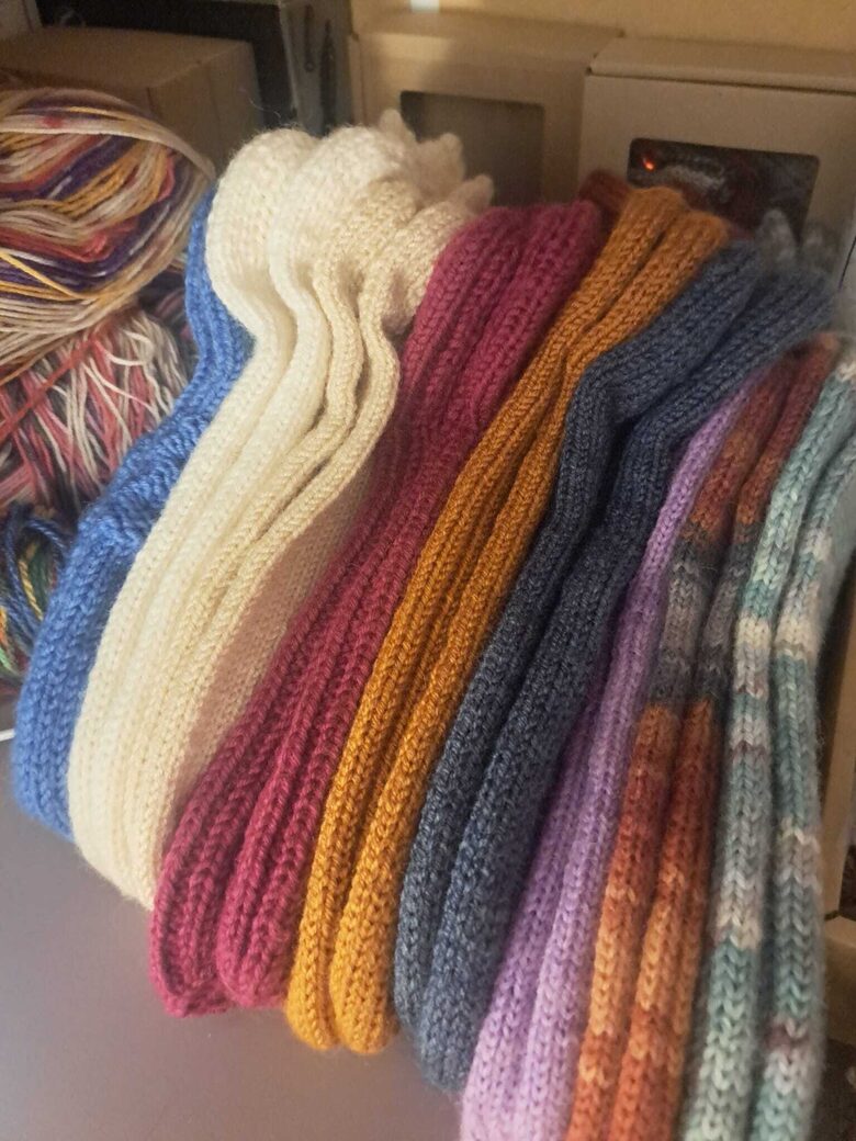 zeķes pieaugušajiem